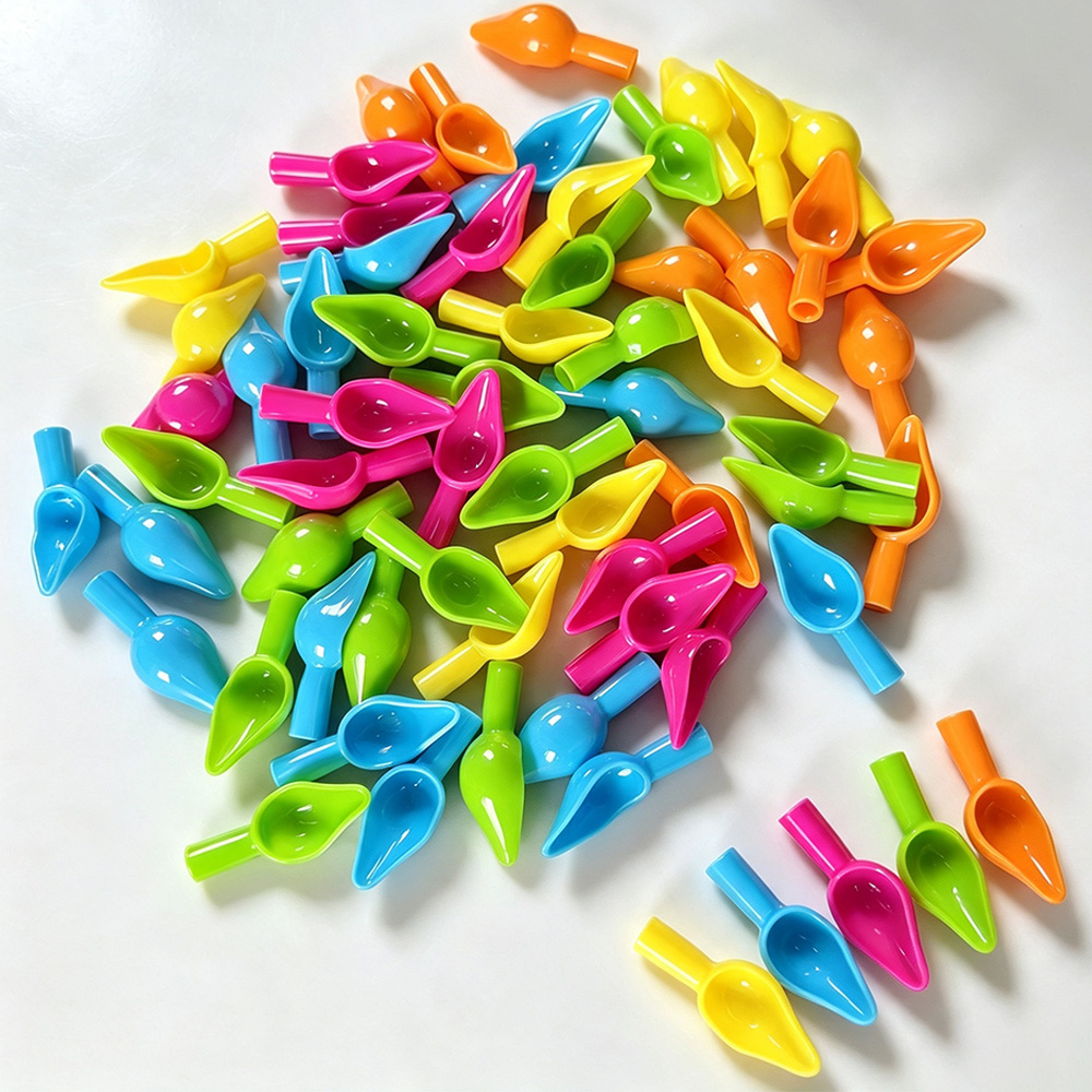 Baby Food Utensil - ミニカラフルプラスチック製給餌スプーン、注射器で使用可能、幼鳥用の手給餌スプーン、若いオカメインコ、セキセイインコ、ラブバードへの液体食品や薬の投与用給餌ツール、幼鳥用給餌用品