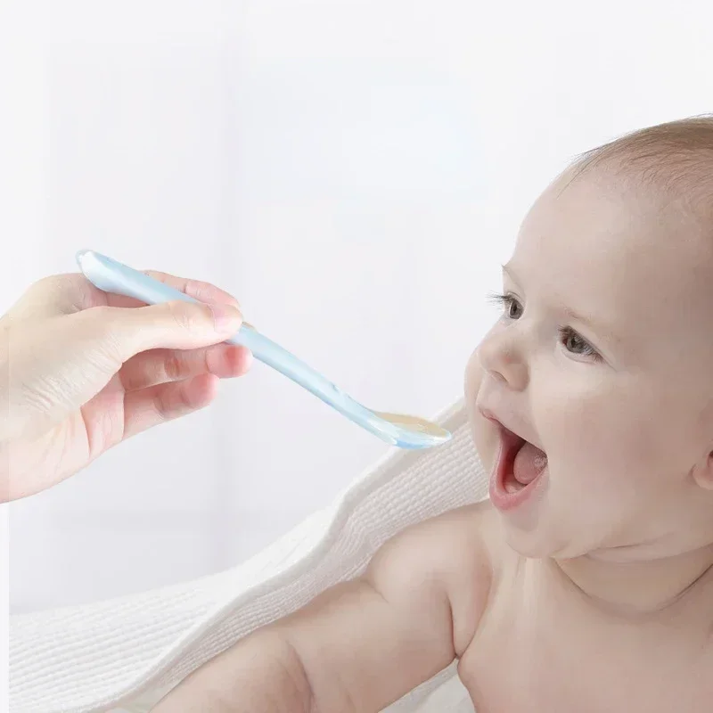 ソフトシリコンベビースプーン幼児補完食給餌トレーニングスプー - Baby Food Utensil のレビューと価格
