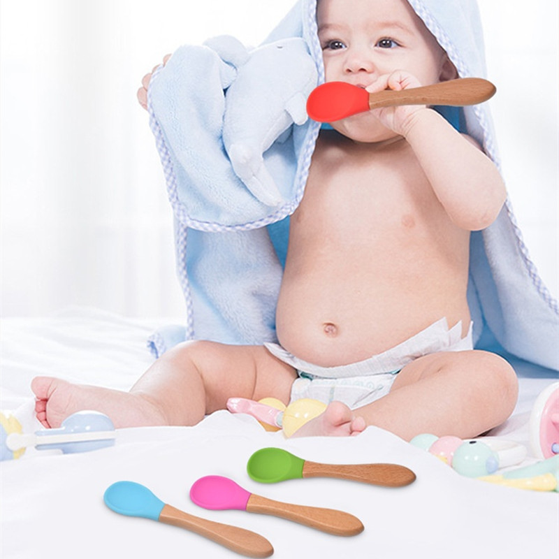 2 ピース/セットベビーシリコーンスプーンフォーク木製ハンド - Weaning Spoon Set のレビューと価格